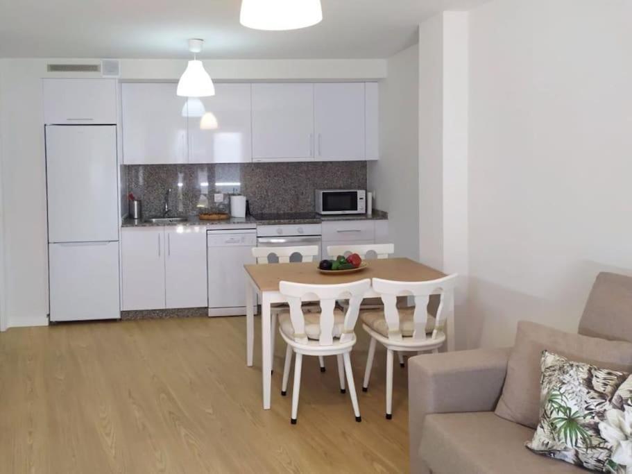 0143 Apartamento Nuevo Y Centrico Vigo Exterior photo