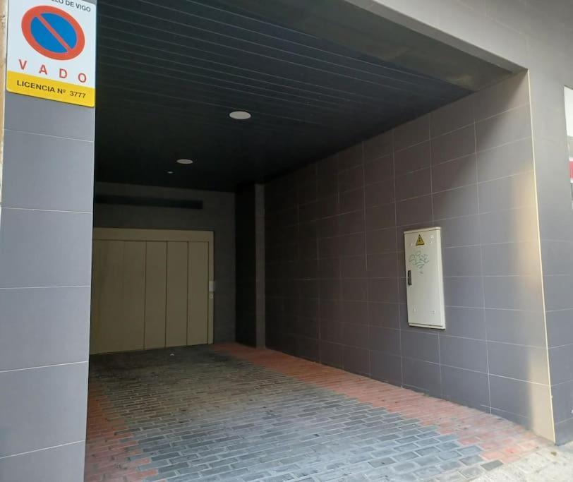 0143 Apartamento Nuevo Y Centrico Vigo Exterior photo